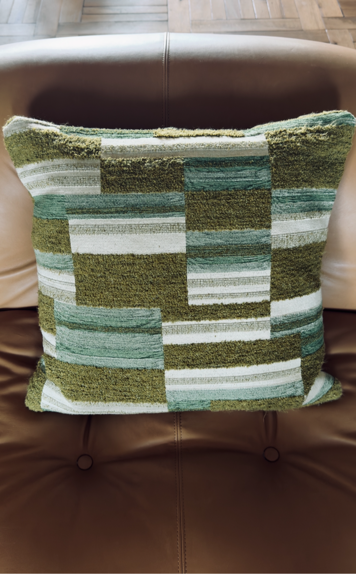 Elitis green cushion