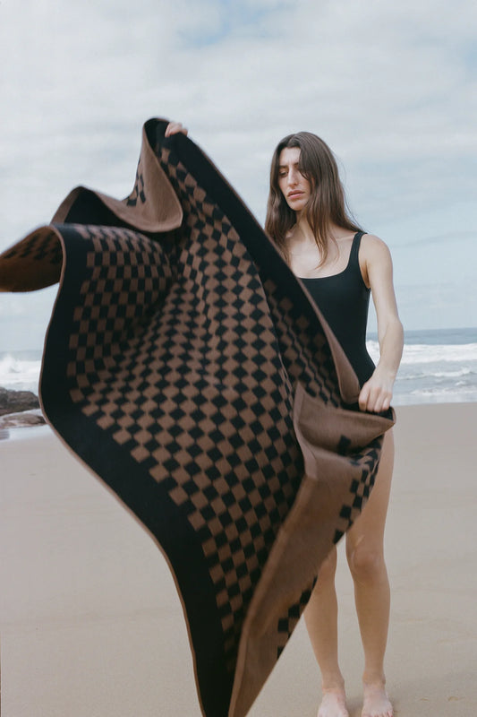 BAINA beach & pool towel