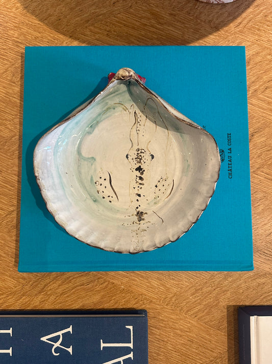 Bibi van der Velden decorative clam with squid