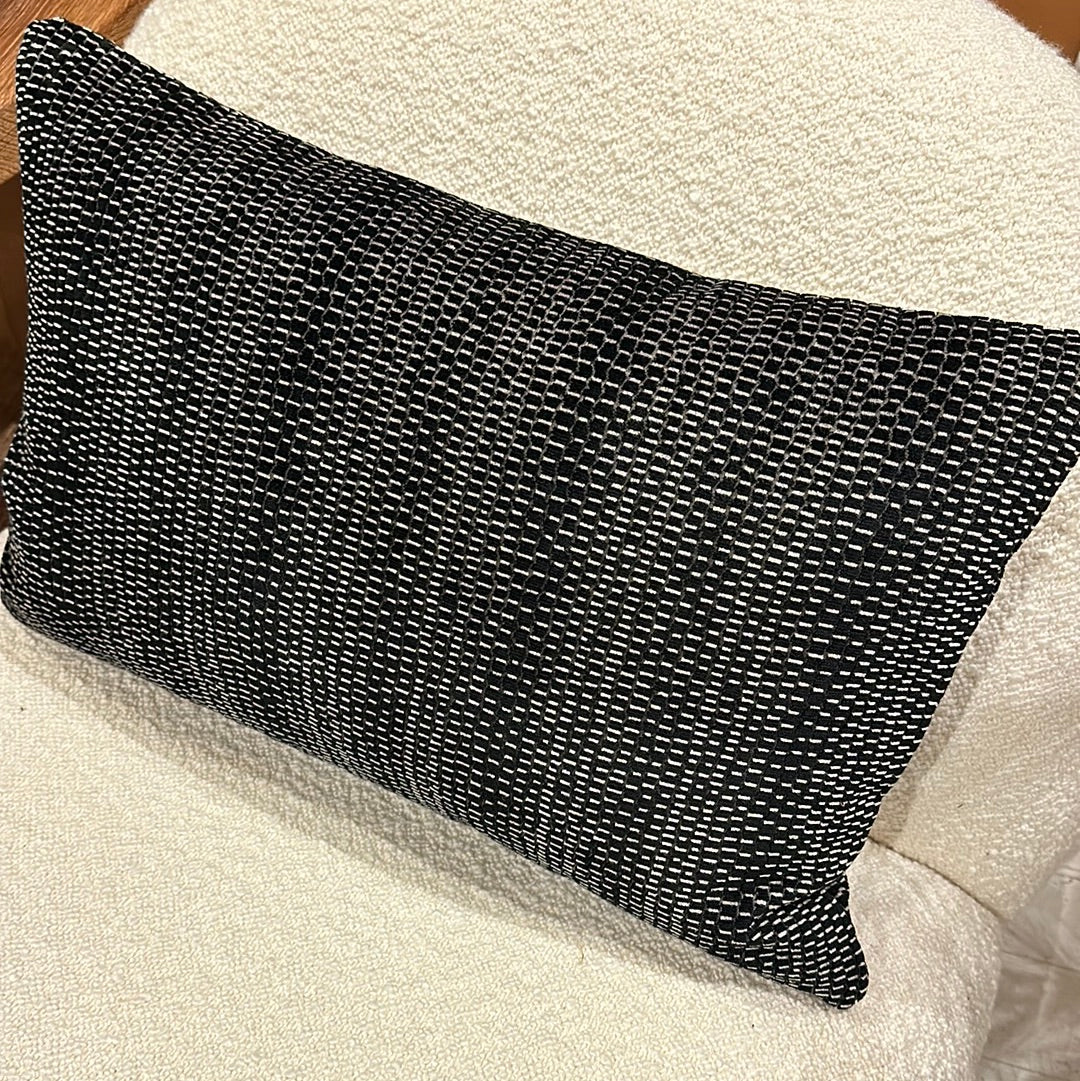 Larsen cushion
