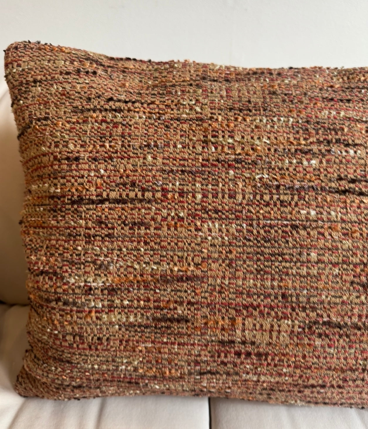 Nobilis cushion