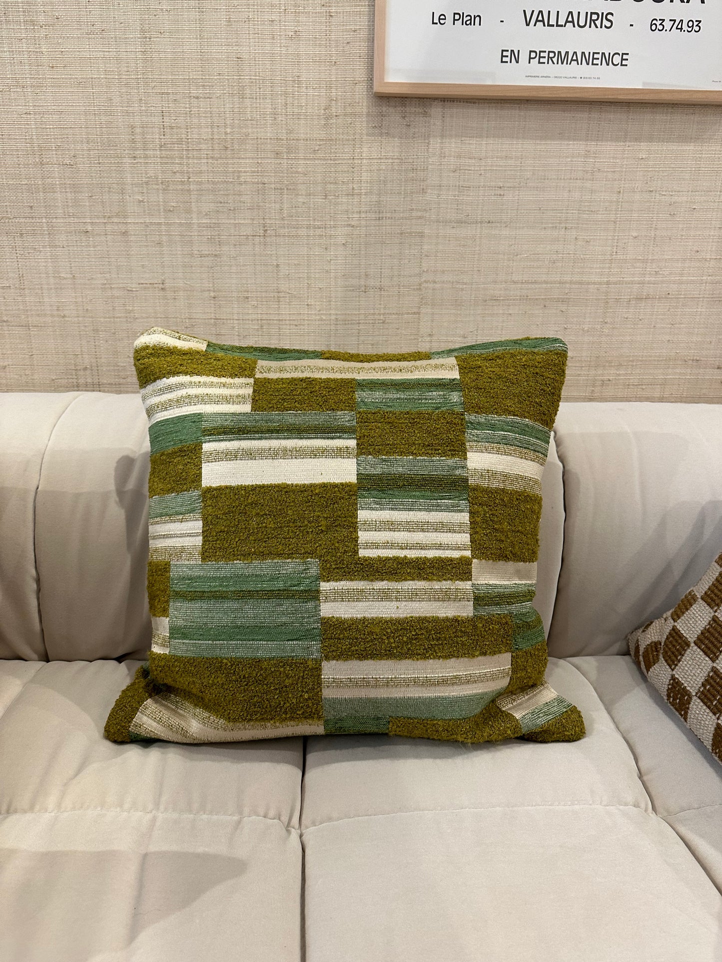 Elitis green cushion