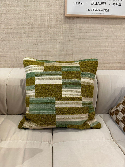 Elitis green cushion