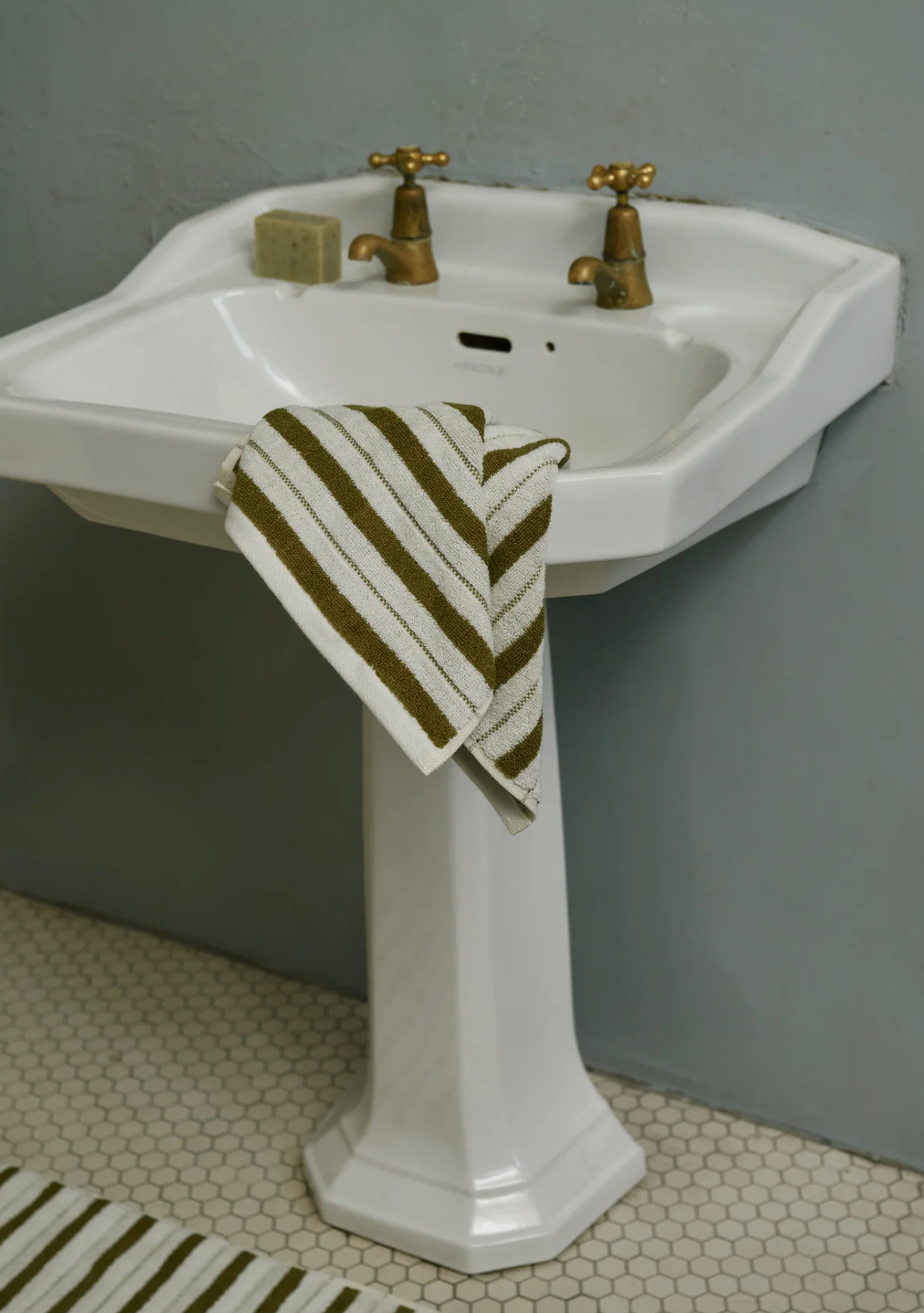 BAINA HAND TOWEL SAN LUIS Caper & Chalk