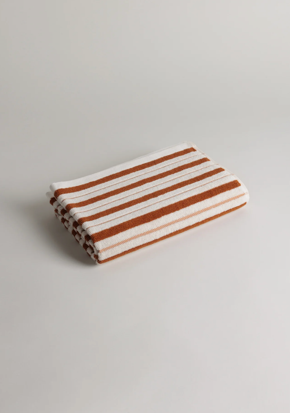 BAINA BATH TOWEL FRANKLIN Fuyu & Chalk