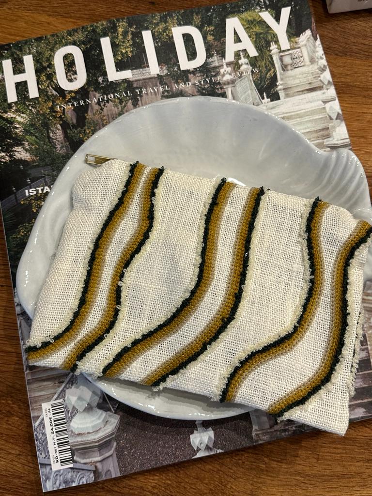 Pouch small