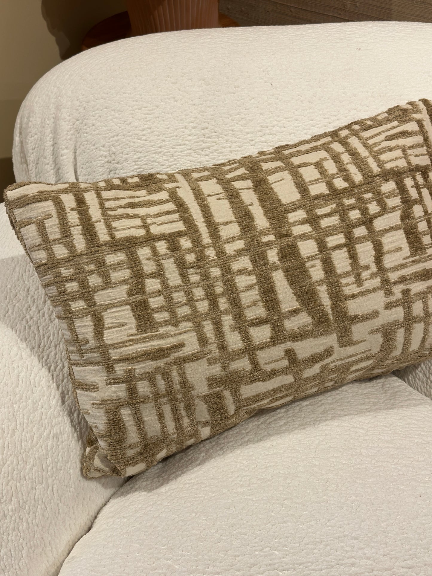 Nobilis cushion