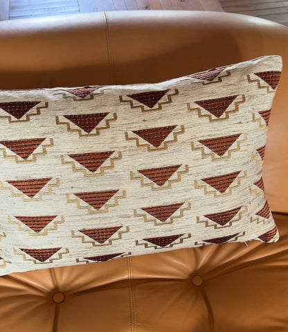Nobilis cushion Terra