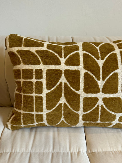 Nobilis cushion