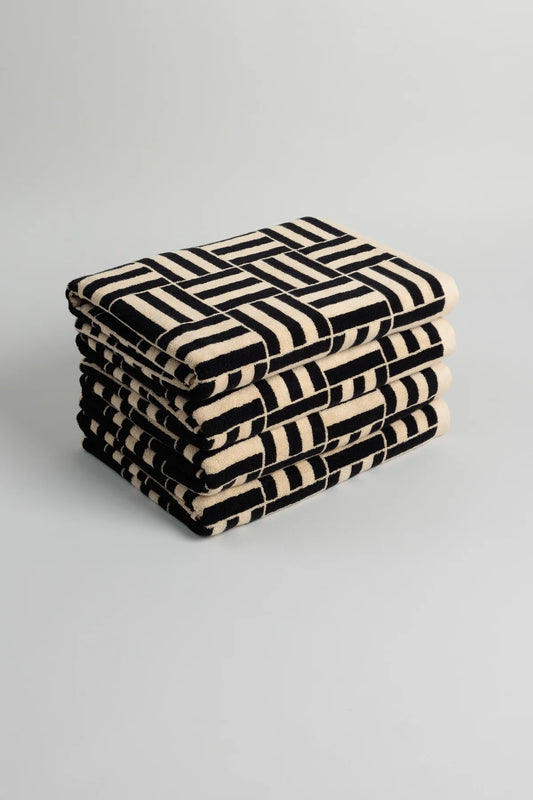 BAINA beach & pool towel