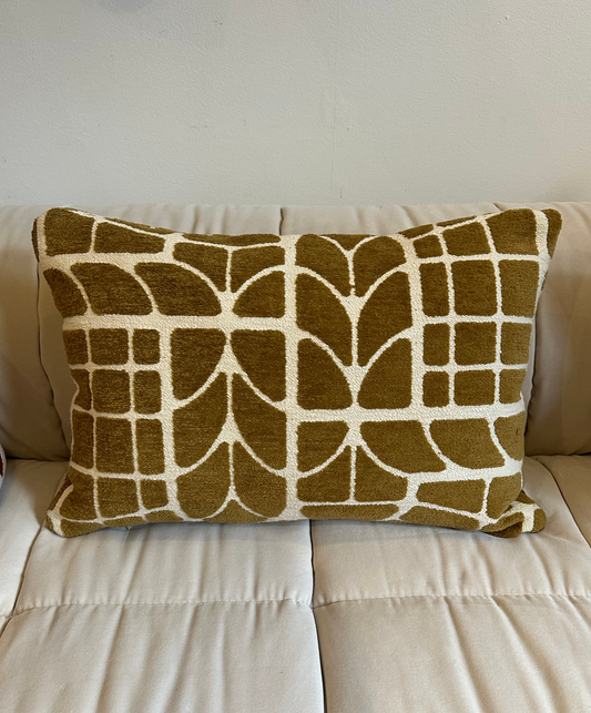 Nobilis cushion