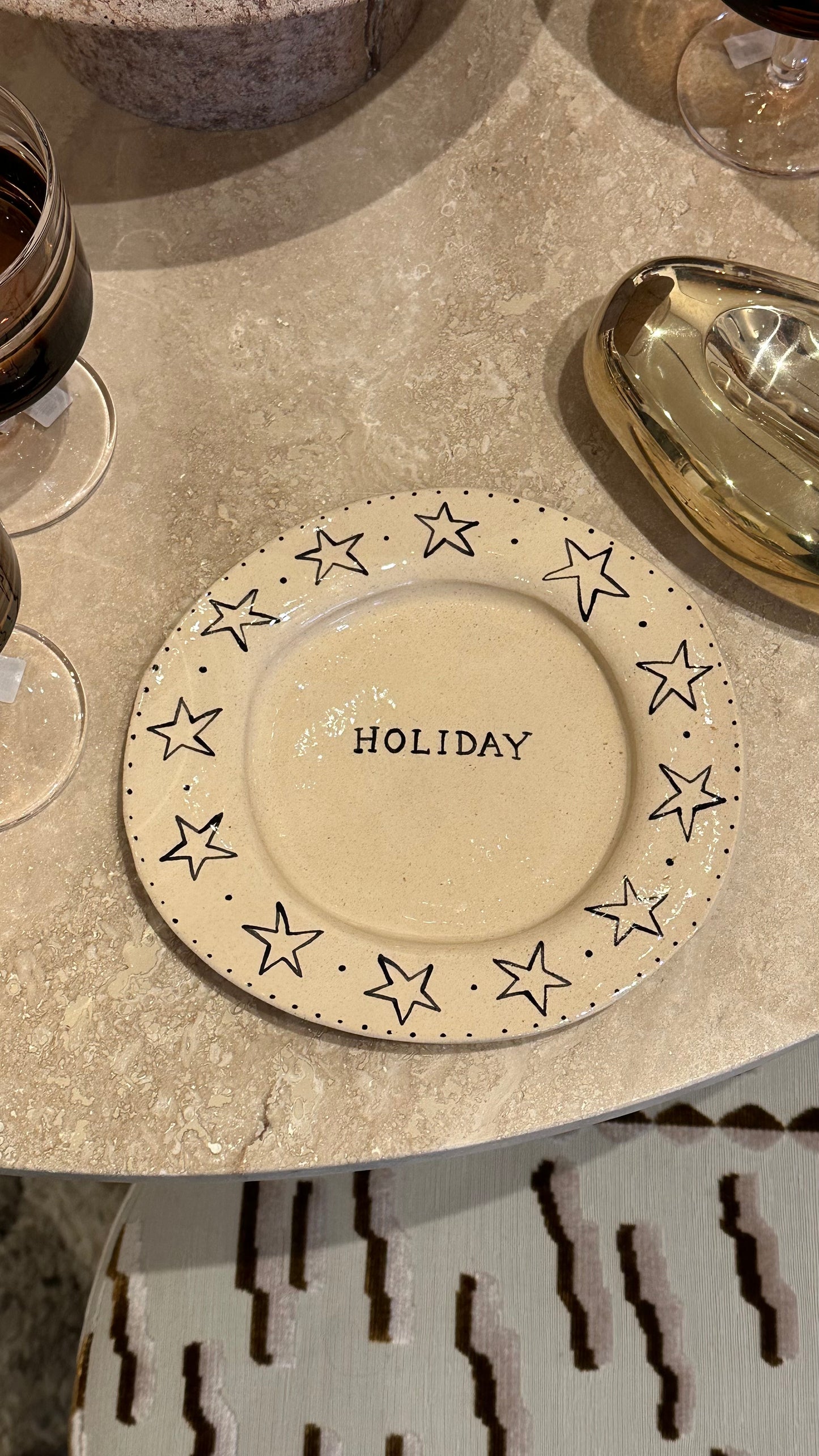 The Holiday limited edition big plate the English boys x Noëlle