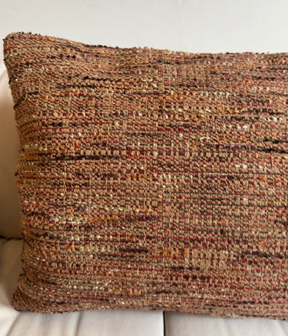 Nobilis cushion