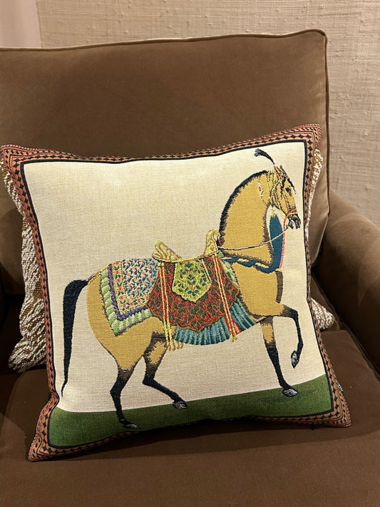 Sellier cushion