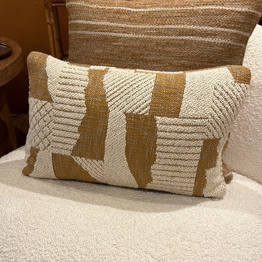 Larsen cushion