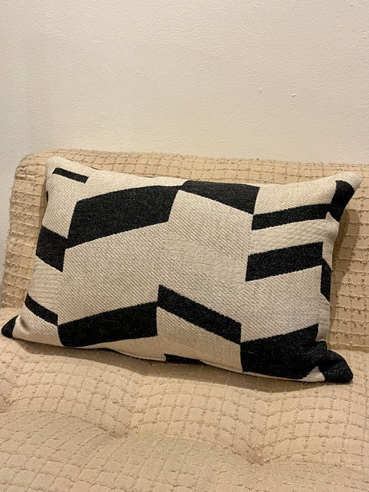 Nobilis cushion